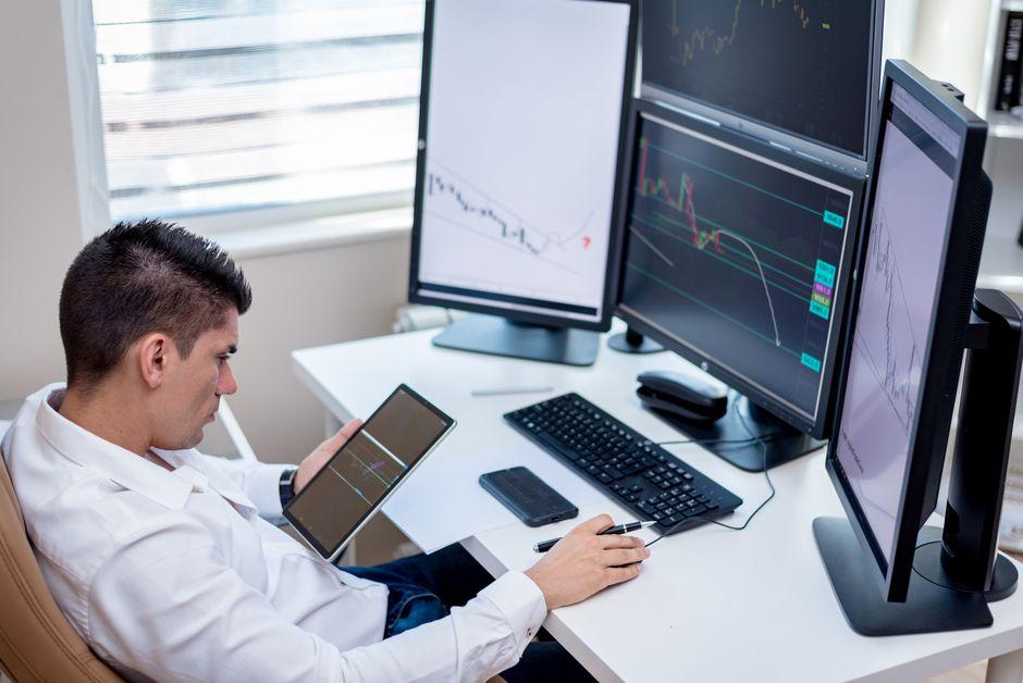 Best MetaTrader 4 Screeners: Find High-Probability Trades best metatrader screeners for finding opportunities — financial market analysis and trading insights for investors