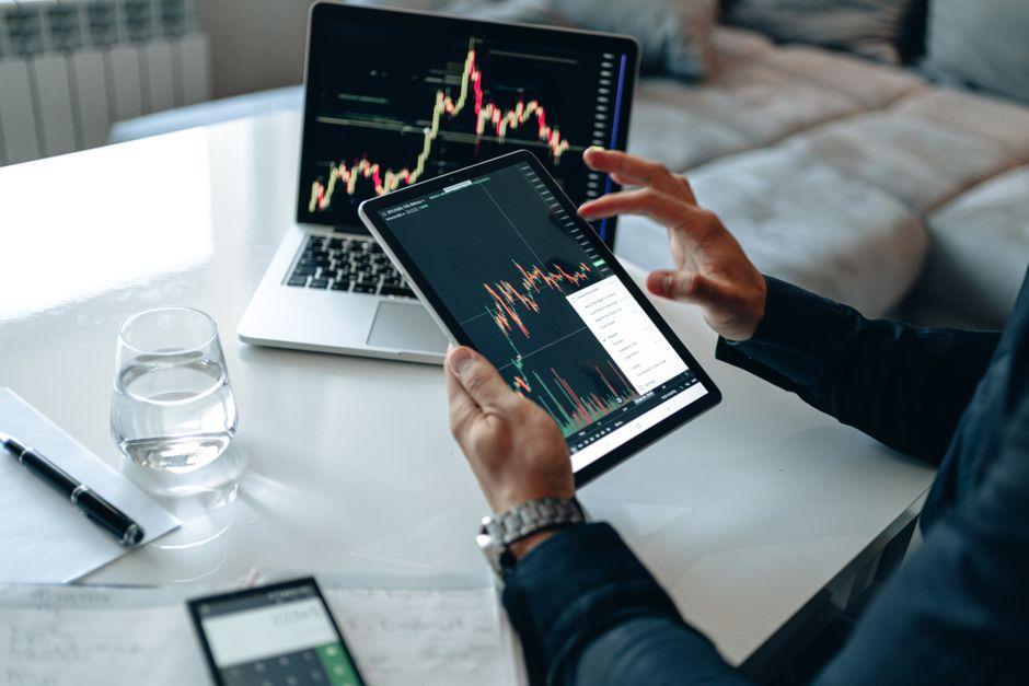 Best Tech Stocks: A Portfolio Management Guide best tech stocks practices for portfolio — financial market analysis and trading insights for investors