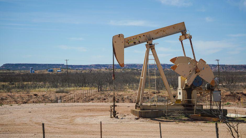 Brent Crude Trading: Risk and Return Guide brent crude financial education risk and — financial market analysis and trading insights for investors