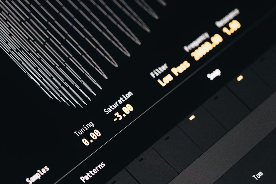 How to Filter Bad Signals in Value Stocks: Complete Guide how filter bad signals value stocks — financial market analysis and trading insights for investors