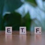 understanding index funds step step beginner — financial market analysis and trading insights for investors