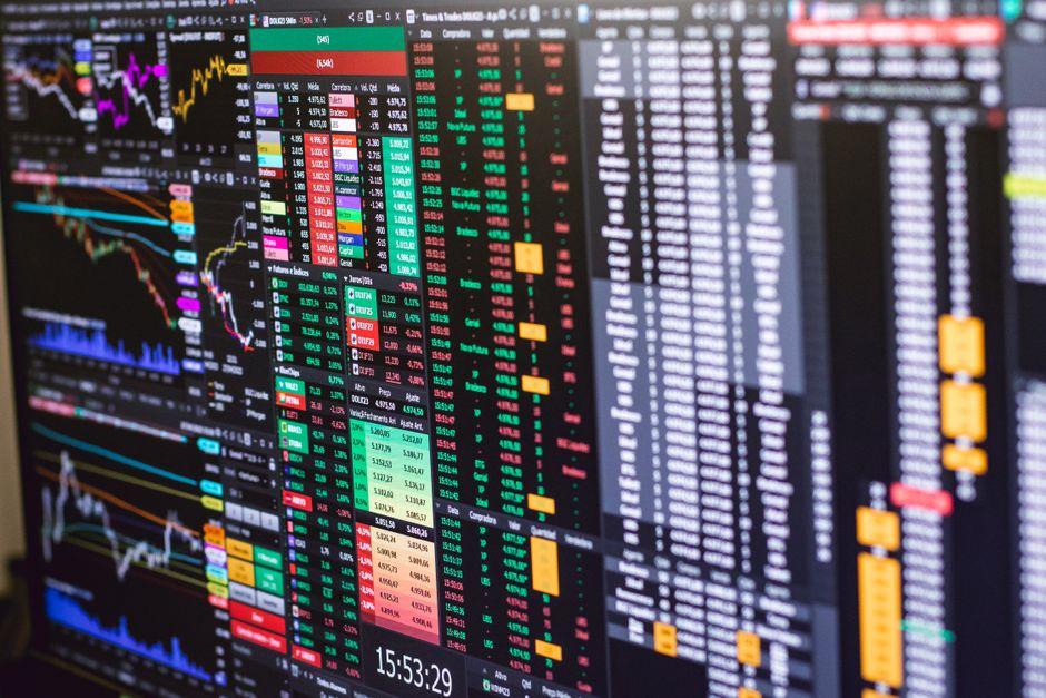 best software stocks — financial market analysis and trading insights for investors
