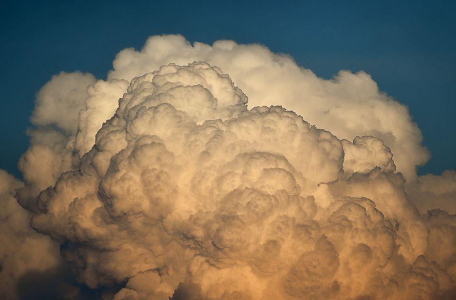 best cloud stocks — financial market analysis and trading insights for investors