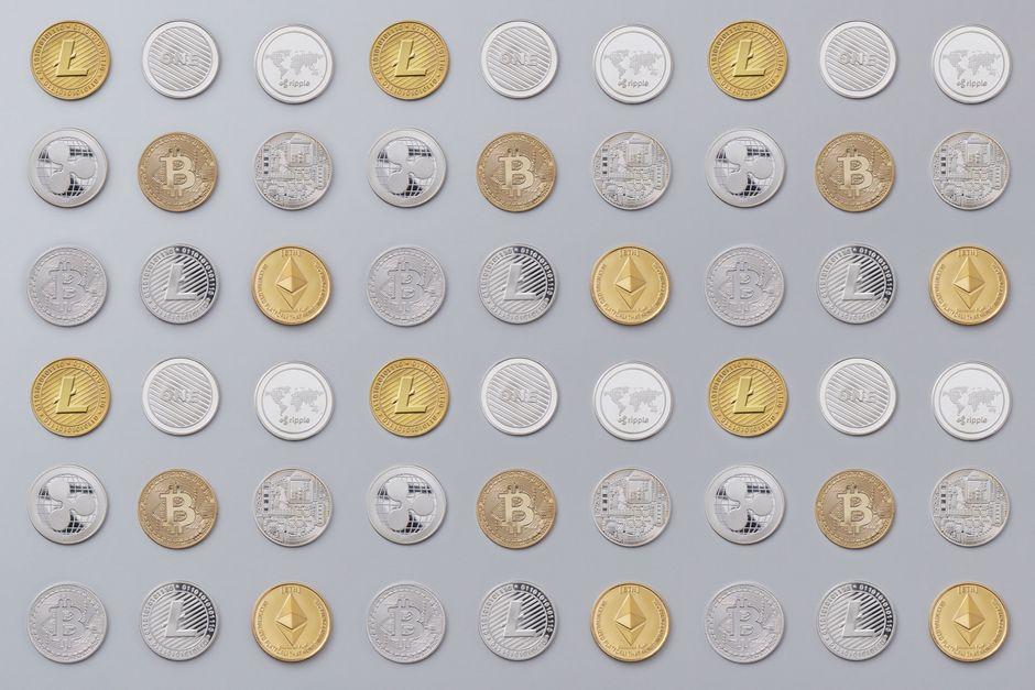 best long term cryptocurrencies buy 2026 — financial market analysis and trading insights for investors