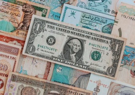 Currency Hedging: A Practical Guide for Global Investors currency hedging for international investors — financial market analysis and trading insights for investors