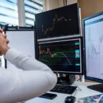 how risk managers monitor prop firm — financial market analysis and trading insights for investors