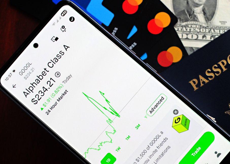 How Smart Money Uses Equilibrium and Discount Zones how smart money uses equilibrium and — financial market analysis and trading insights for investors