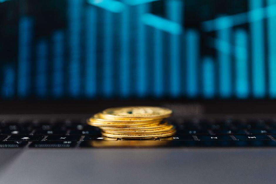 how allocate assets high rate environment — financial market analysis and trading insights for investors
