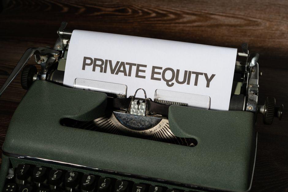 how backtest prop firm strategies against — financial market analysis and trading insights for investors