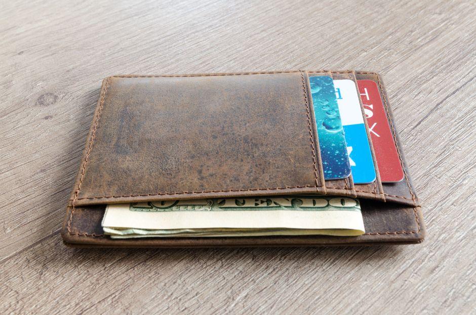how track whale wallet movements using — financial market analysis and trading insights for investors