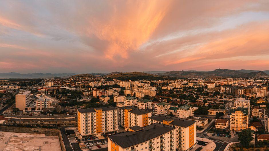 How to Trade in Montenegro: Regulatory Guide how trade montenegro — financial market analysis and trading insights for investors