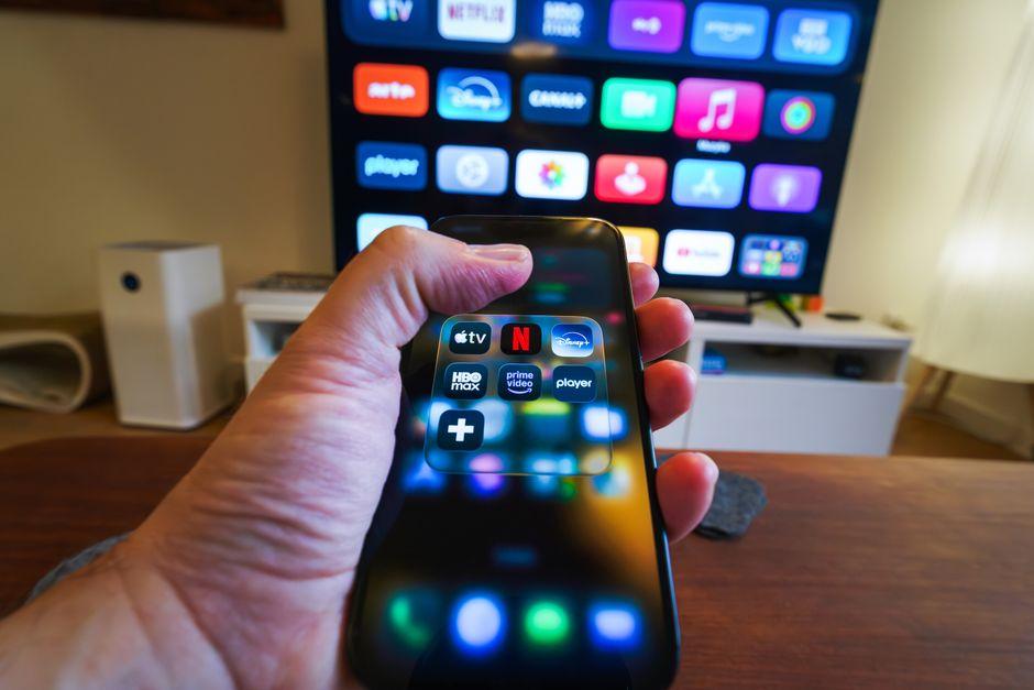 netflix disney stock which entertainment giant — financial market analysis and trading insights for investors