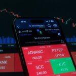 oracle stock price prediction 2027 — financial market analysis and trading insights for investors