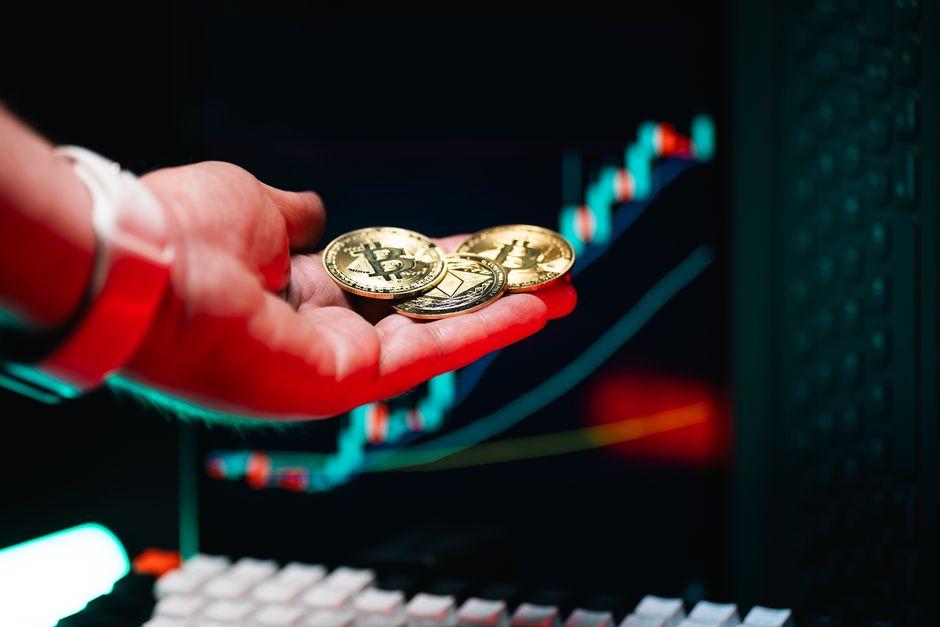 trading crypto market cycles accumulation markup — financial market analysis and trading insights for investors