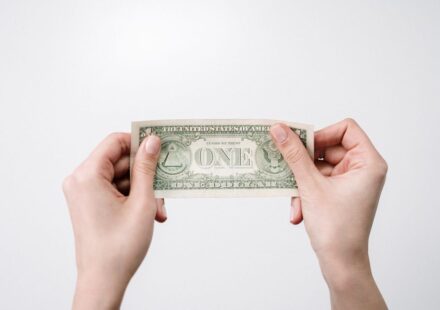 what dollar cost averaging — financial market analysis and trading insights for investors